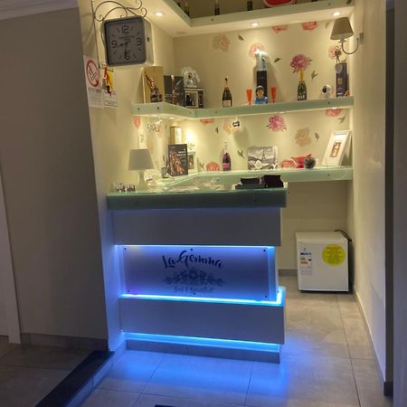 ナポリ Beb La Gemma Bed & Breakfast エクステリア 写真