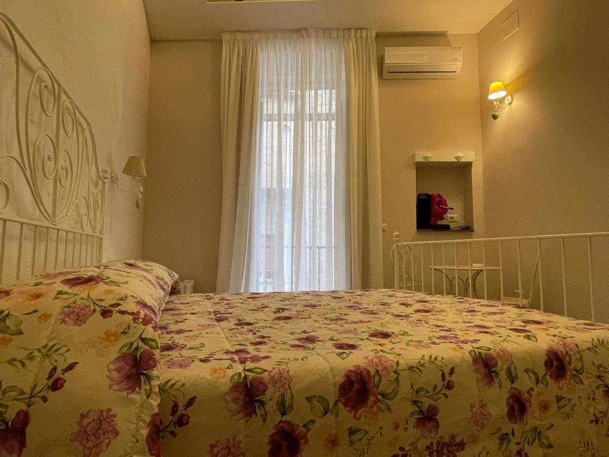 ナポリ Beb La Gemma Bed & Breakfast エクステリア 写真