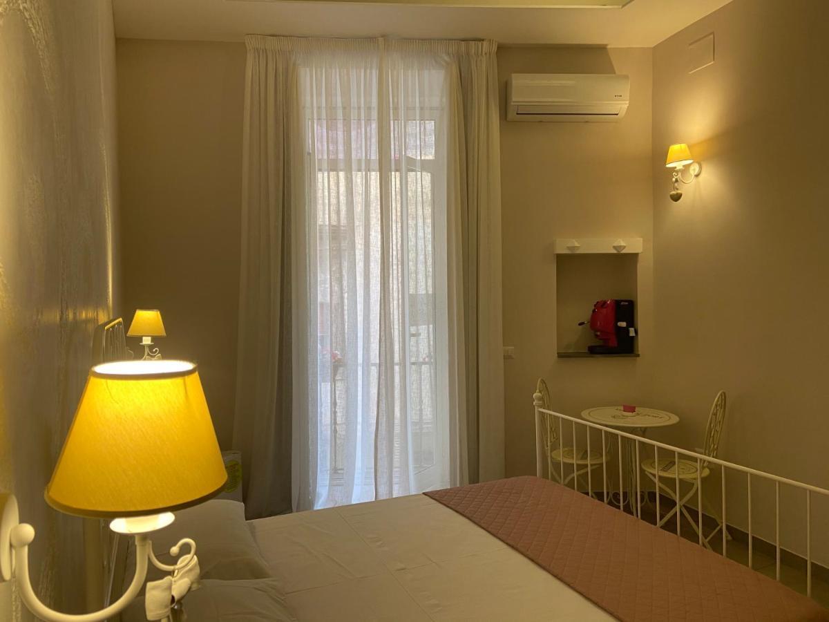 ナポリ Beb La Gemma Bed & Breakfast エクステリア 写真