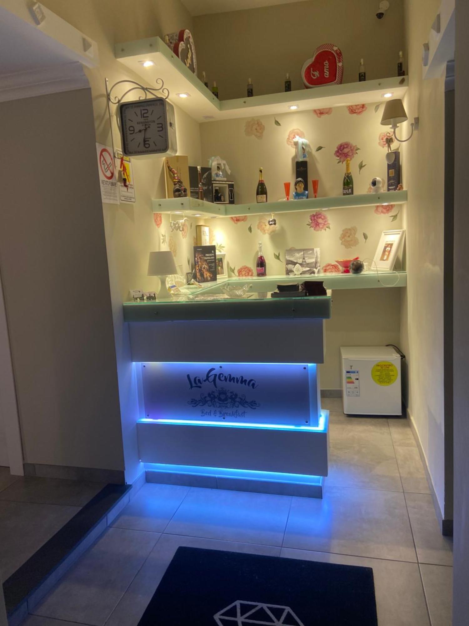 ナポリ Beb La Gemma Bed & Breakfast エクステリア 写真