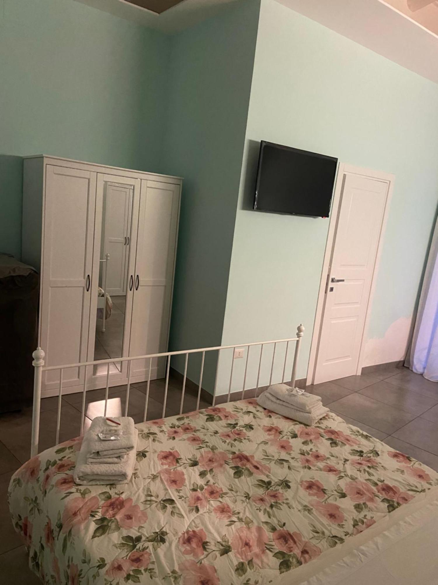 ナポリ Beb La Gemma Bed & Breakfast エクステリア 写真