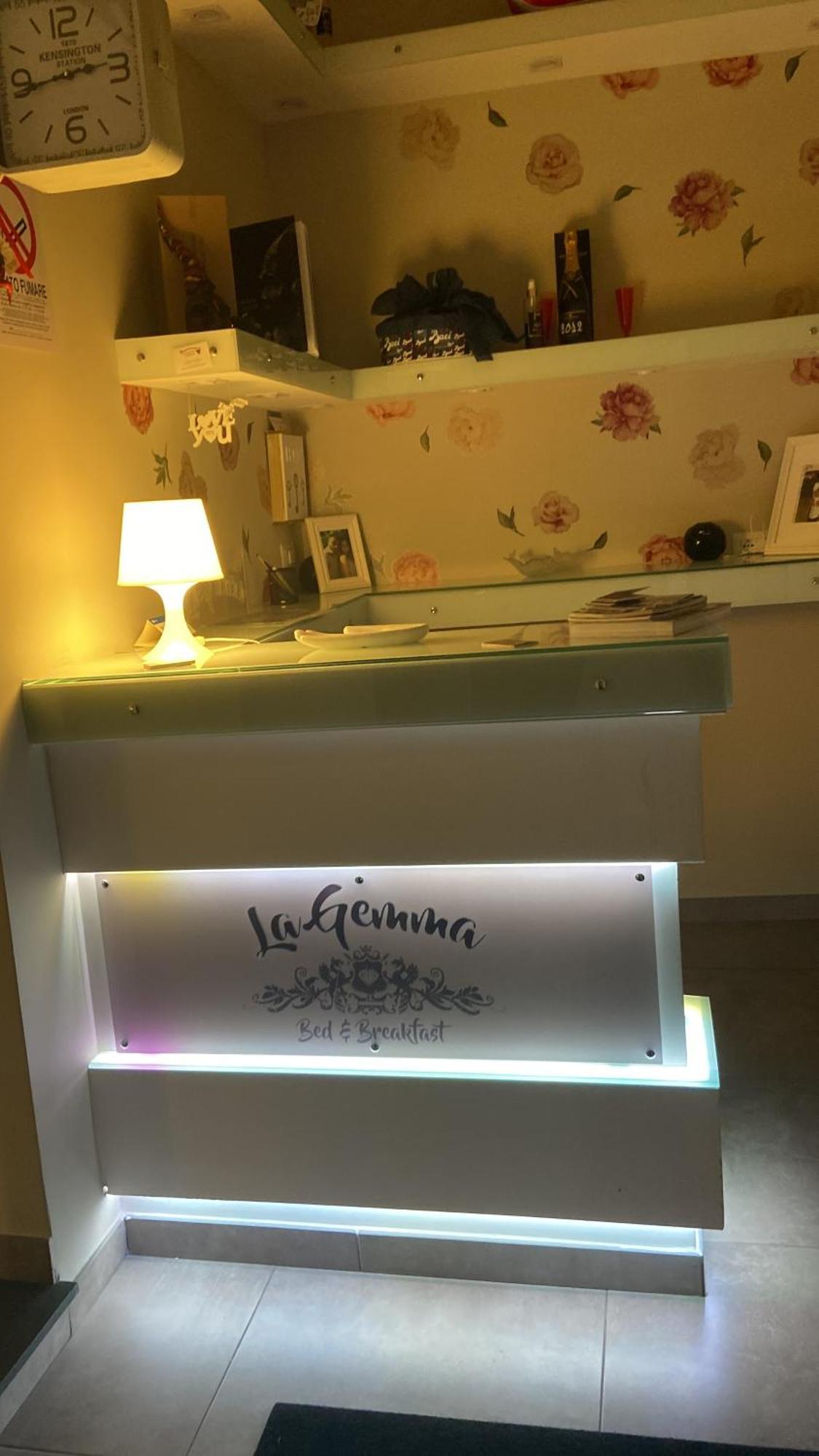 ナポリ Beb La Gemma Bed & Breakfast エクステリア 写真