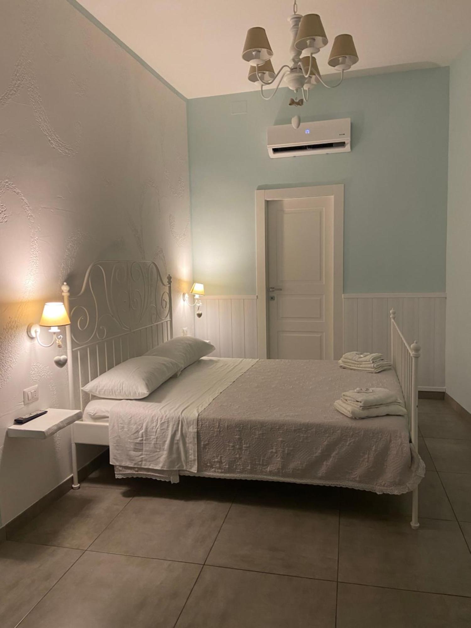 ナポリ Beb La Gemma Bed & Breakfast エクステリア 写真