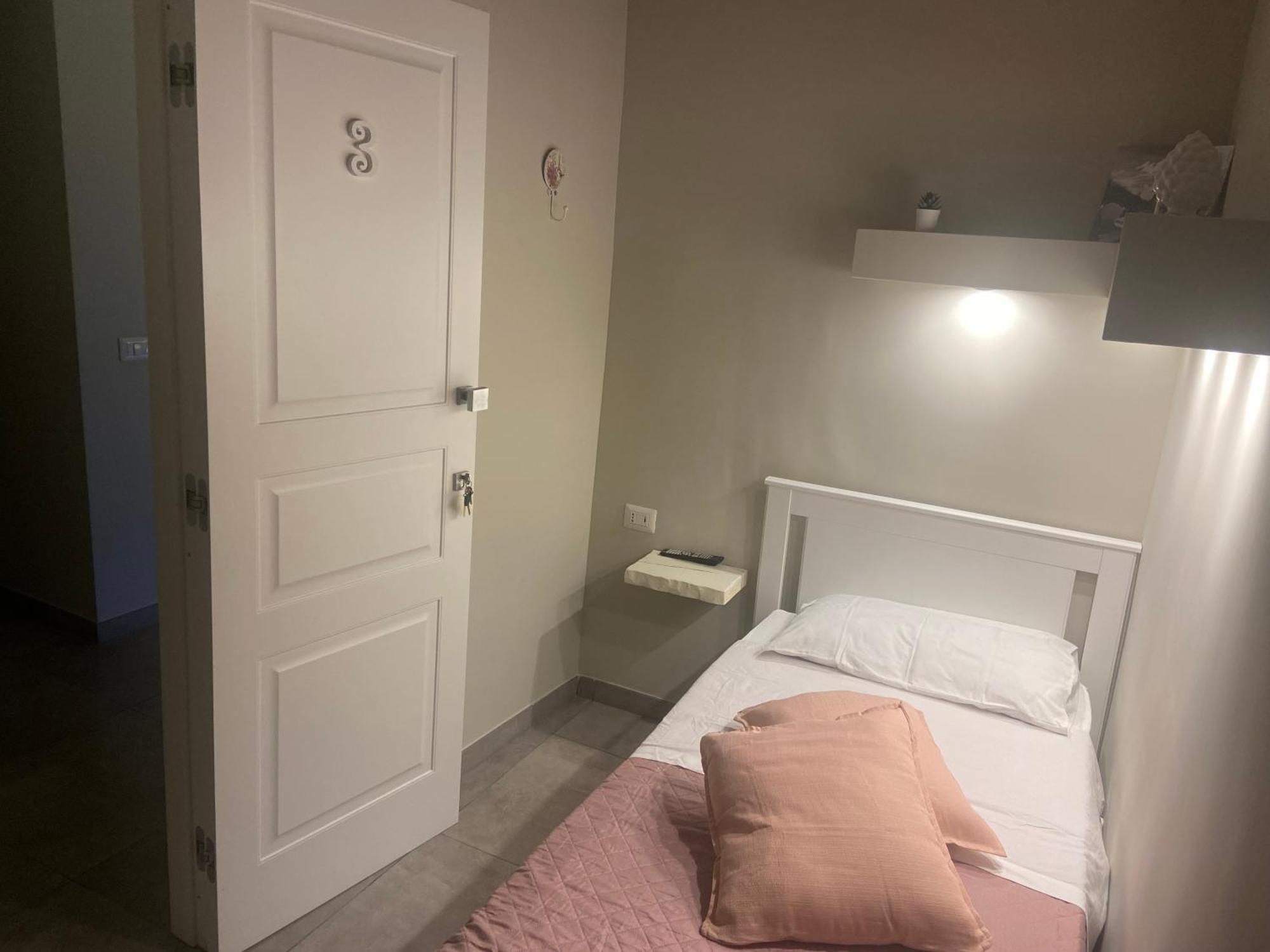 ナポリ Beb La Gemma Bed & Breakfast エクステリア 写真