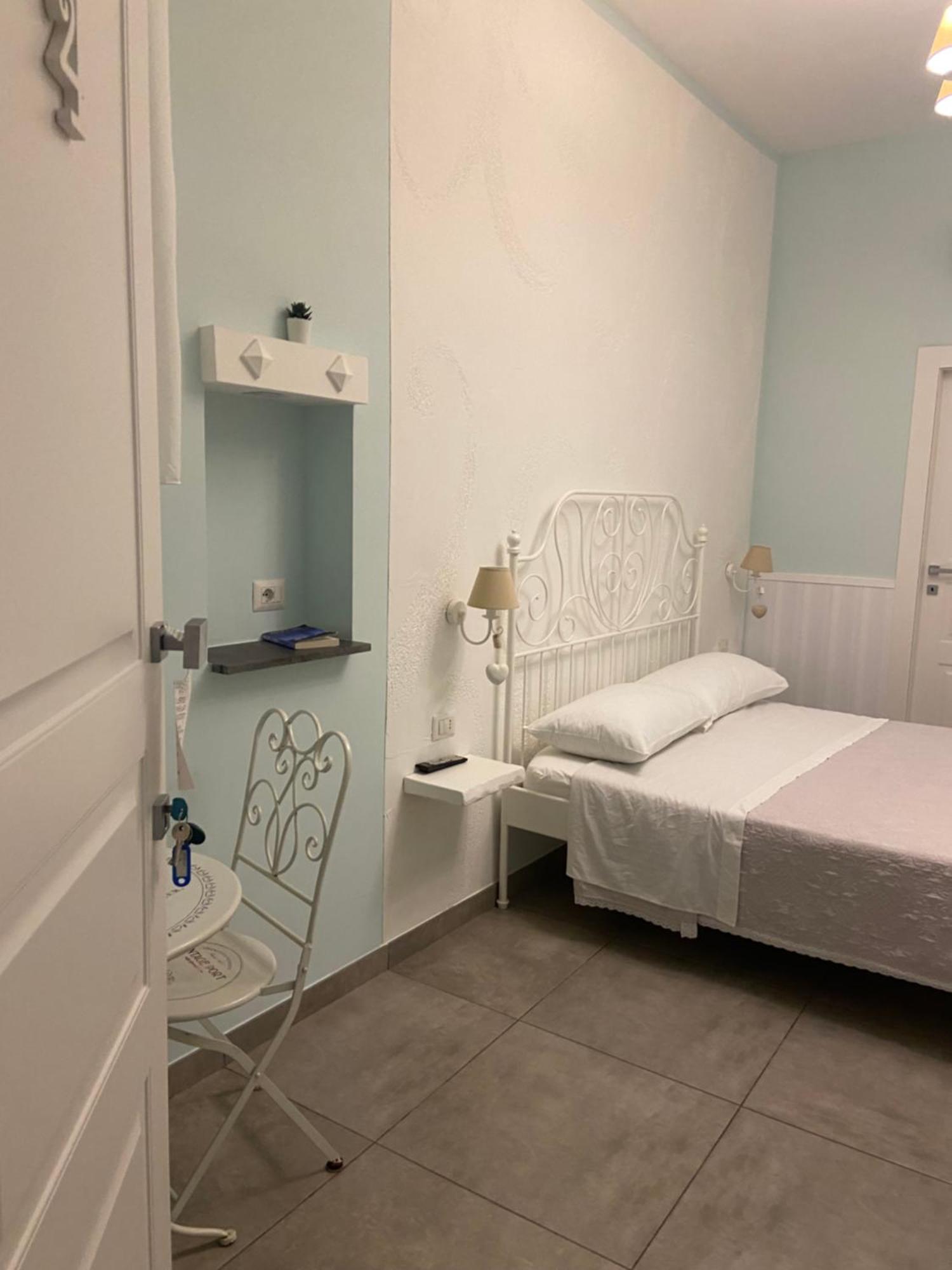 ナポリ Beb La Gemma Bed & Breakfast エクステリア 写真